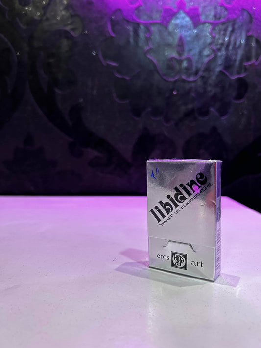 Afrodisíaco natural Libidine en gotas, con extractos de plantas y vitaminas para potenciar el deseo y la intimidad.