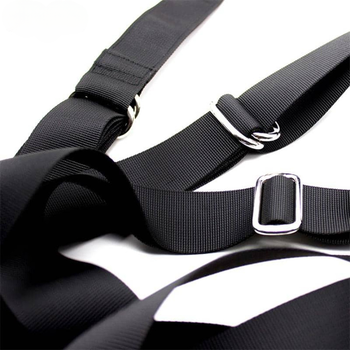 Columpio sexual para puerta, diseñado para proporcionar una experiencia íntima única y cómoda, permitiendo nuevas posiciones durante el acto sexual.