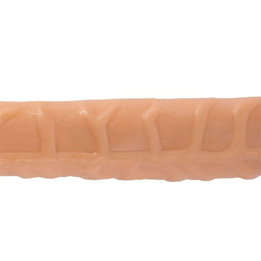 Dildo doble penetración en TPE color natural, con glandes y venas realistas en ambos extremos, flexible, impermeable y fácil de limpiar