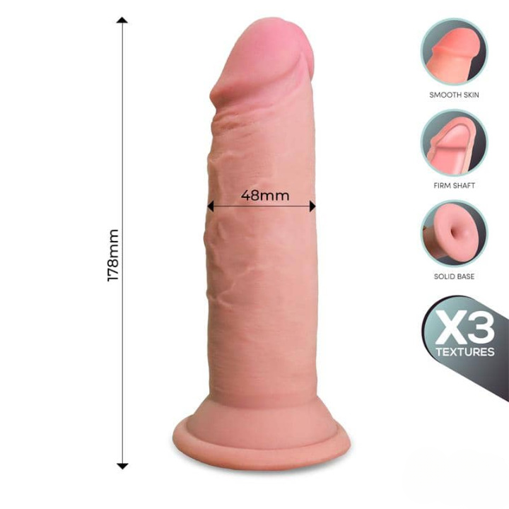 Los dildos Lux Triple Densidad presumen de un realismo extraordinario.