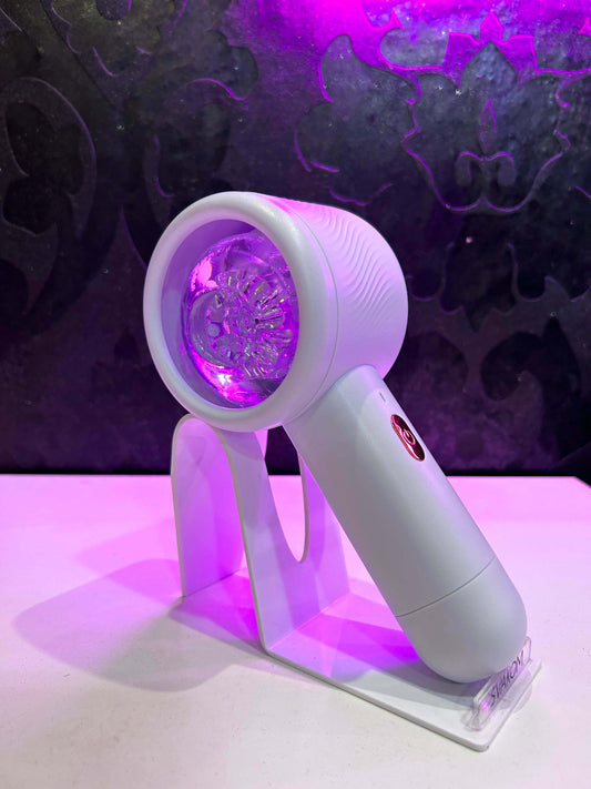  Masturbador masculino telescópico con 7 funciones de movimiento, estimulación intensa y realista para mayor placer.